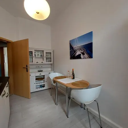 Апартаменты Gemuetliche Zwei-zimmer-ferienwohnung 